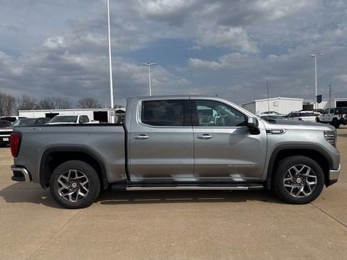 Used 2023 GMC Sierra 1500 SLT w/ SLT Premium Plus Package image 3