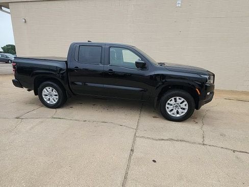 Used 2024 Nissan Frontier SV w/ SV Convenience Package AWD/4WD image 5