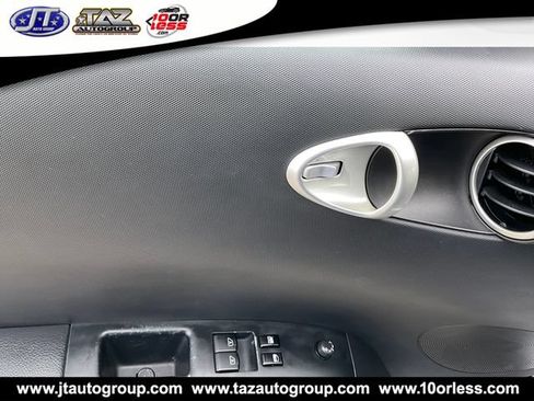Used 2005 Nissan 350Z Touring RWD image 15