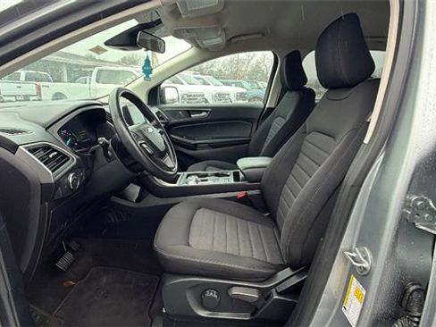 Used 2022 Ford Edge SE w/ Black Appearance Package image 32
