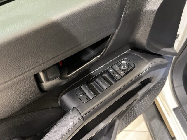 Used 2025 Toyota Tacoma SR5 RWD image 22