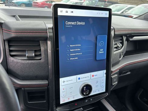 Used 2022 Ford Expedition Max Limited image 26