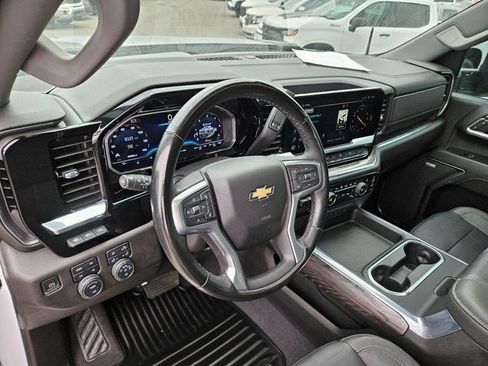 Used 2024 Chevrolet Silverado 3500 LTZ w/ LTZ Premium Package AWD/4WD image 15