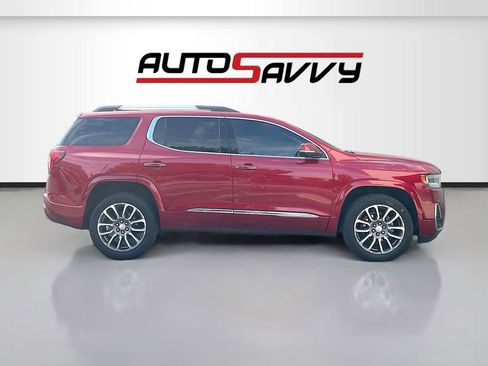 Used 2022 GMC Acadia Denali w/ Denali Ultimate Package FWD image 8