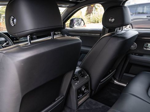 Used 2022 Rolls-Royce Ghost Black Badge image 30