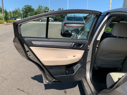 Used 2019 Subaru Legacy 2.5i Premium AWD/4WD image 25