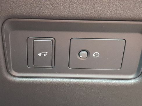 Used 2026 Jaguar F-PACE R-Dynamic S image 27