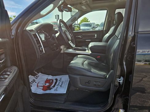 Used 2018 RAM 1500 Laramie AWD/4WD image 15