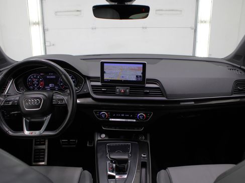 Used 2019 Audi SQ5 Premium Plus w/ Premium Plus Package image 50