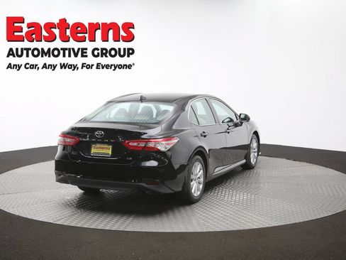Used 2019 Toyota Camry LE w/ Convenience Package FWD image 39