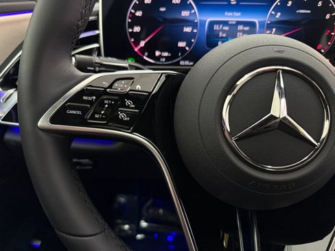 Used 2026 Mercedes-Benz E 450 4MATIC Sedan image 13