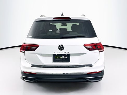Used 2024 Volkswagen Tiguan S image 7
