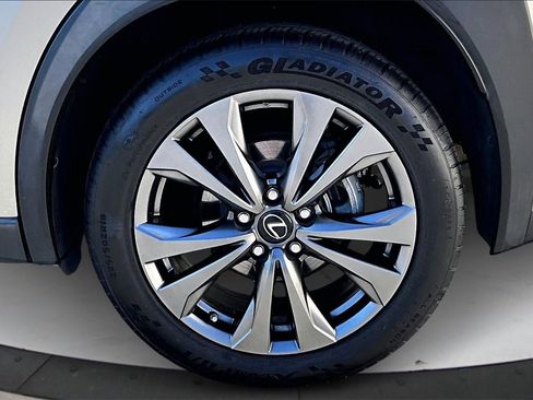Used 2019 Lexus UX 200 F Sport image 35