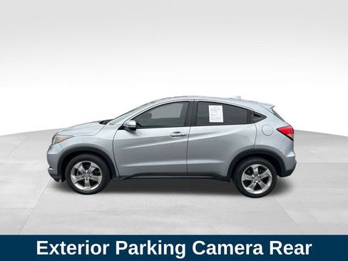 Used 2017 Honda HR-V EX image 2