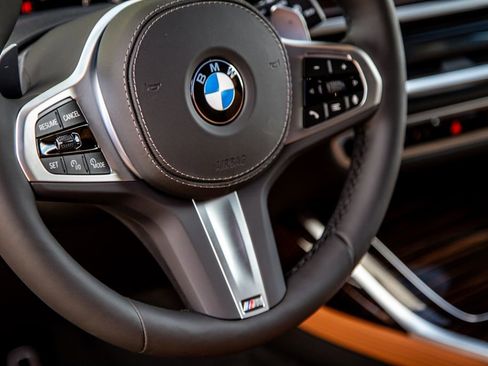 New 2026 BMW X7 xDrive40i w/ Executive Package image 12