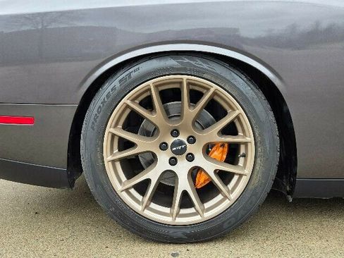 Used 2020 Dodge Challenger SRT Hellcat w/ Plus Package image 36