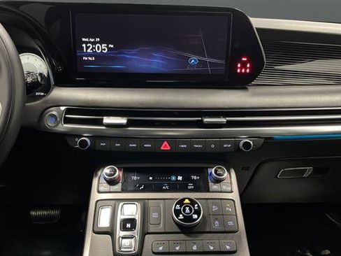 Used 2024 Hyundai Palisade Calligraphy AWD/4WD image 13