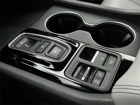 Used 2023 Honda Pilot Touring image 22