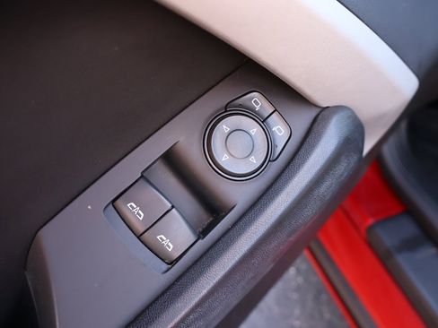 Used 2019 Chevrolet Camaro LT image 6