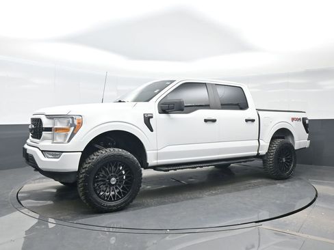 Used 2021 Ford F150 XL w/ STX Appearance Package image 2