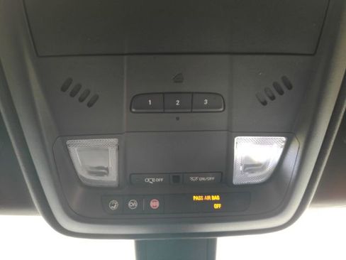 Used 2019 Cadillac XT4 Premium Luxury image 48