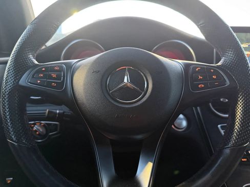 Used 2019 Mercedes-Benz GLC 300 4MATIC image 56