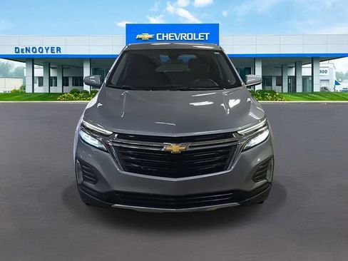 Used 2024 Chevrolet Equinox LT w/ LPO, Floor Liner Package image 3