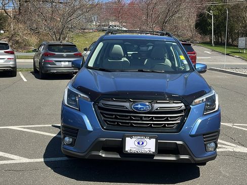 Used 2022 Subaru Forester Limited AWD/4WD image 4