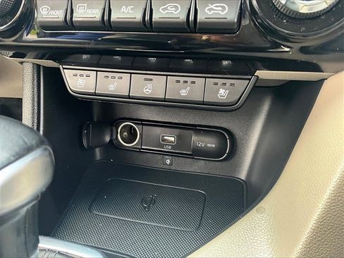Used 2022 Kia Sportage EX w/ EX Technology Package image 31