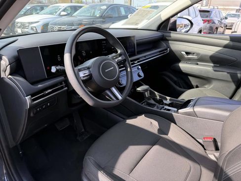 Certified 2025 Hyundai Tucson SEL image 12