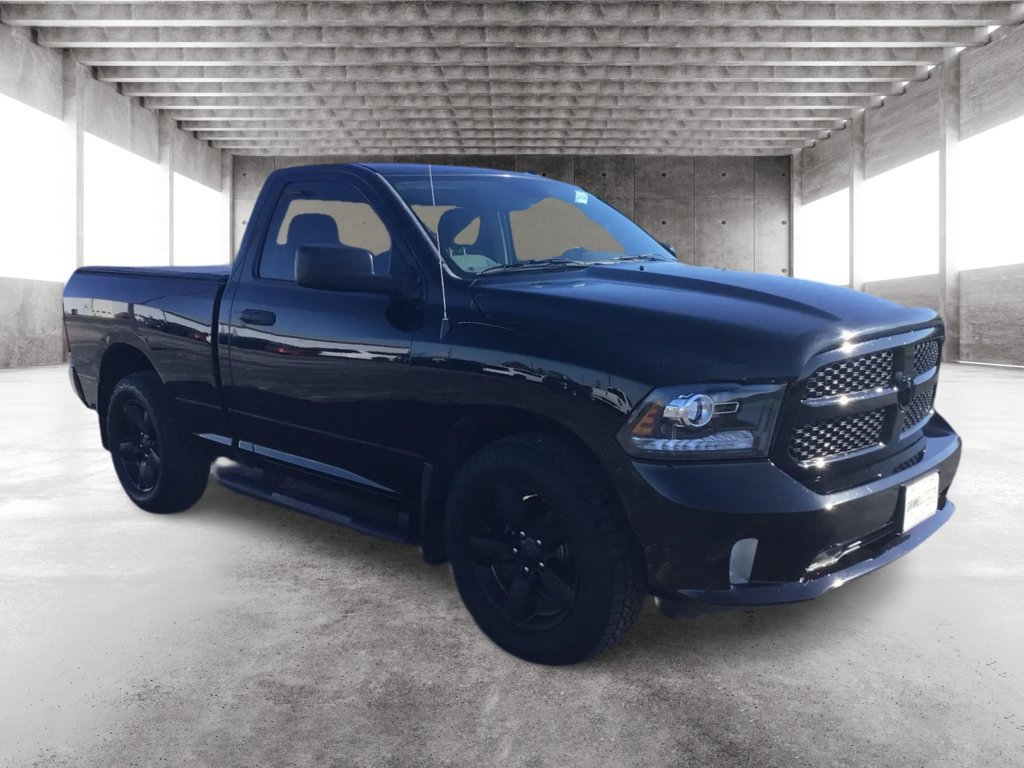 Used 2015 RAM 1500 Express w/ Black Ram 1500 Express Group AWD/4WD image 3