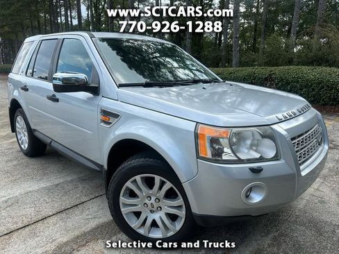 Used 2008 Land Rover LR2 SE image 1