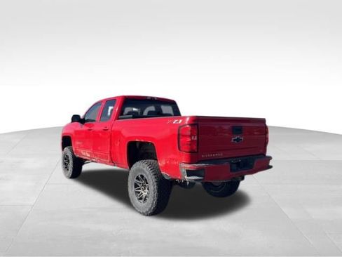 Used 2018 Chevrolet Silverado 1500 LT w/ All Star Edition image 3