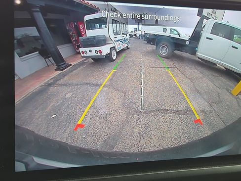 Used 2024 Jeep Wrangler Unlimited Rubicon w/ Convenience Group image 9