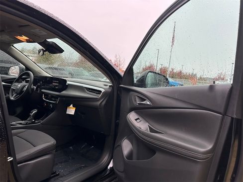 New 2026 Buick Encore GX Preferred image 11