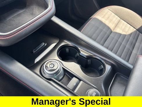 Used 2025 Ford Explorer ST-Line w/ ST-Line Street Pack AWD/4WD image 25