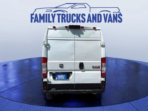 Used 2019 RAM ProMaster 2500 w/ Interior Convenience Group FWD image 4