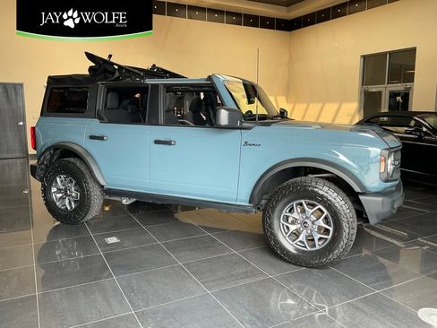 Used 2022 Ford Bronco 4-Door AWD/4WD image 1