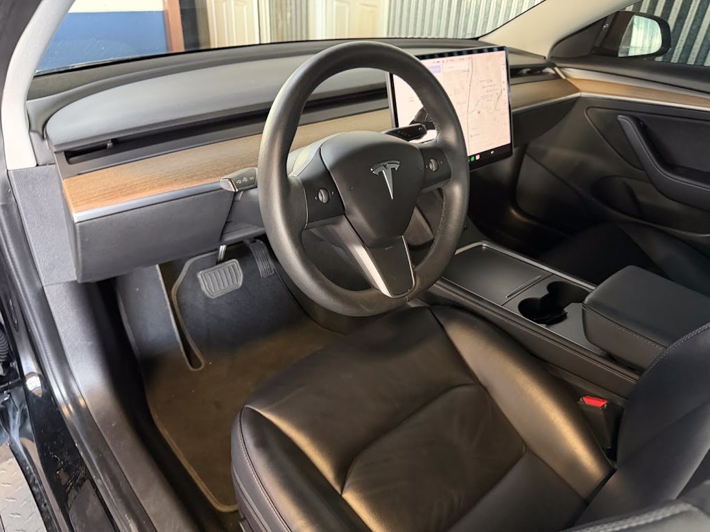 Used 2021 Tesla Model 3 Long Range AWD/4WD image 11