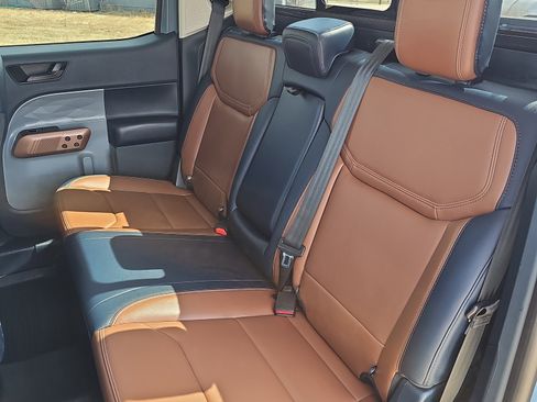 Used 2022 Ford Maverick Lariat w/ Lariat Luxury Package image 14