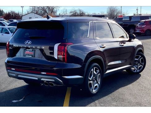 Used 2024 Hyundai Palisade SEL w/ Premium Package image 15