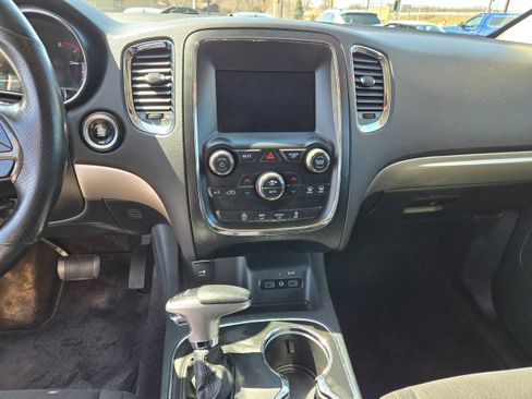 Used 2018 Dodge Durango SXT w/ 3rd Row Seating Group AWD/4WD image 5