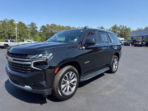 Used 2023 Chevrolet Tahoe LT w/ Luxury Package RWD image 7
