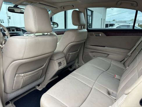 Used 2011 Toyota Avalon image 45
