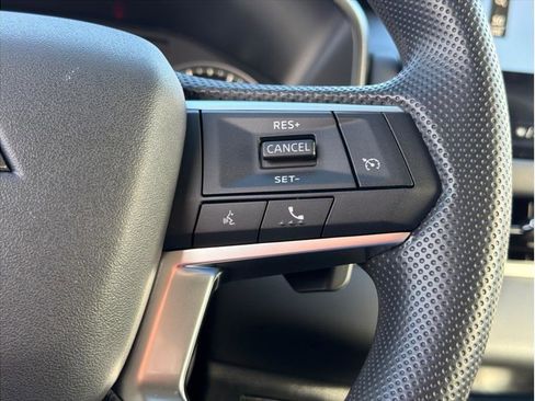 New 2026 Mitsubishi Outlander ES image 15