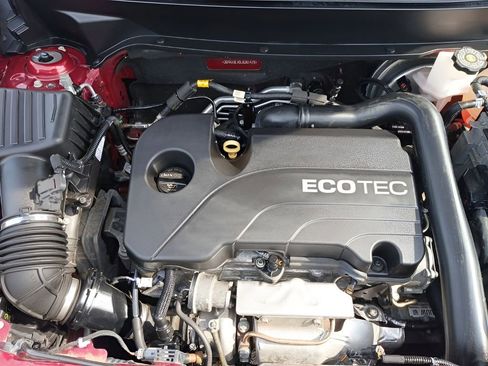 Used 2020 Chevrolet Equinox LT image 28