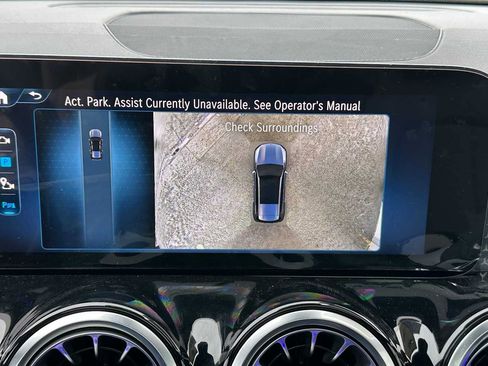 New 2026 Mercedes-Benz GLB 250 4MATIC image 28