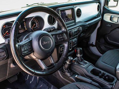 Used 2021 Jeep Wrangler Unlimited Sport AWD/4WD image 14