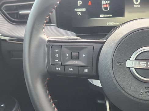 Certified 2025 Nissan Kicks SR FWD image 31