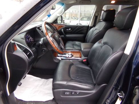 Used 2015 INFINITI QX80 4WD w/ Deluxe Technology Package image 10